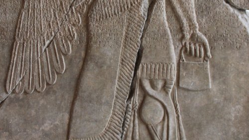 The Unsolved Mystery Of 'Handbags' In Ancient Stone Carvings | Flipboard