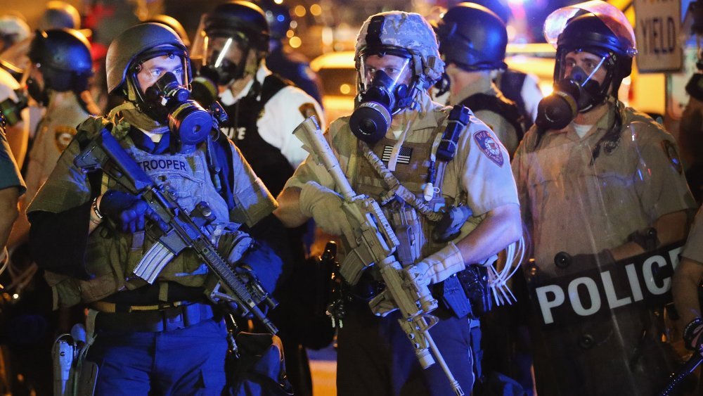 The Full Timeline Of How America's Police Became Militarized - Grunge