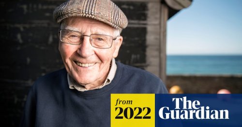 James Lovelock, creator of Gaia hypothesis, dies on 103rd birthday