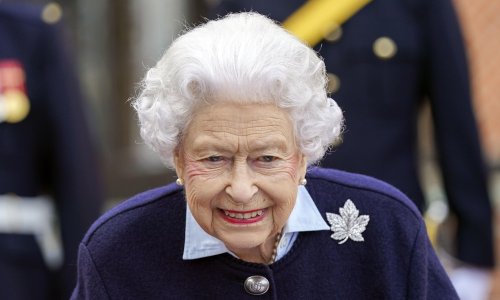 Queen to spend next few weeks at Sandringham after flight from Windsor