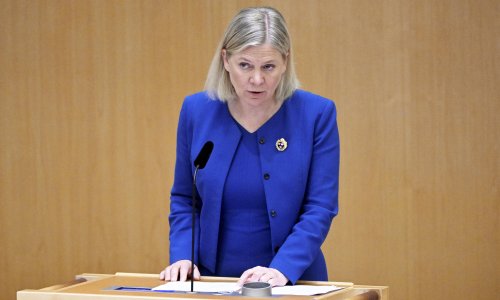 Sweden follows Finland in confirming it will apply to join Nato