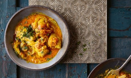 Dahi murg – yoghurt chicken curry recipe by Chetna Makan