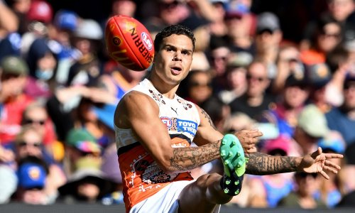 Young GWS Giants forward Bobby Hill diagnosed with testicular cancer
