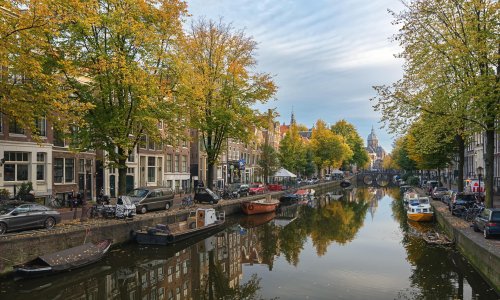 Amsterdam considers banning ‘cannabis tourists’ from its coffee shops