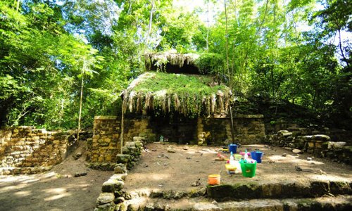 Archaeologists discover remains of vast Mayan palace in Mexico