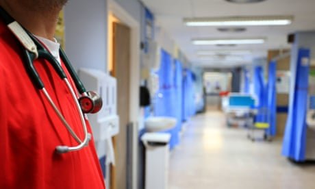 UK doctors demand pay rise of up to 30% over five years