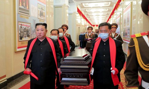 Kim Jong-un buries mentor amid North Korea Covid crisis