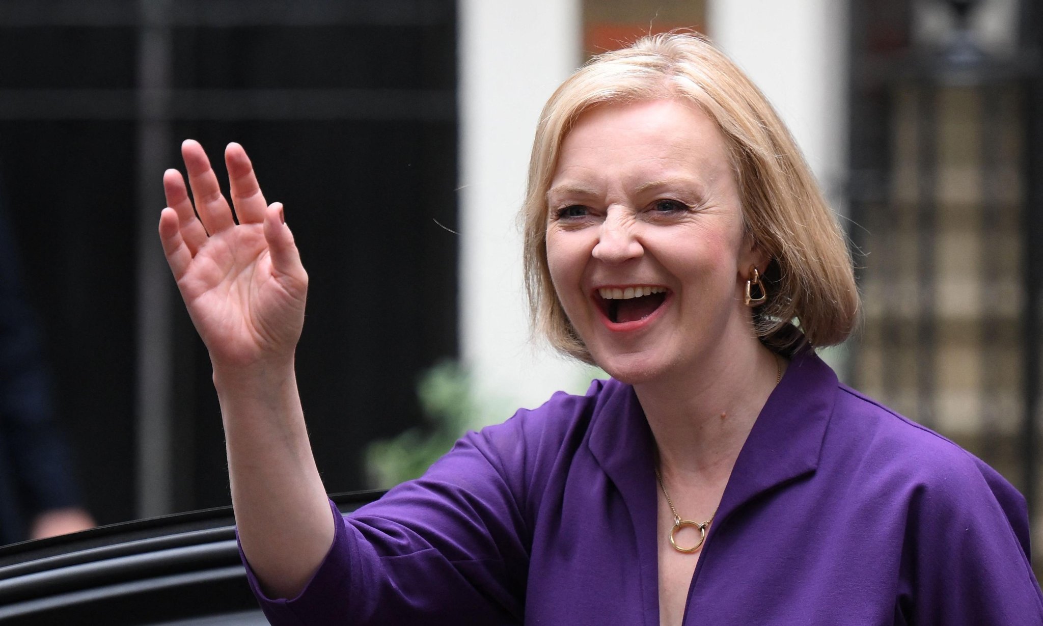 From fighter to quitter: timeline of Liz Truss’s U-turn littered premiership