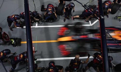 Red Bull’s stunning team effort puts Verstappen in driving seat for title