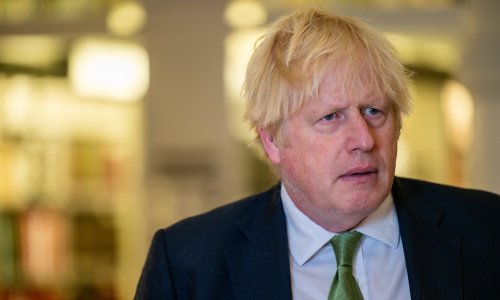 UK ministers engaged in bitter fight to halt release of Covid secrets