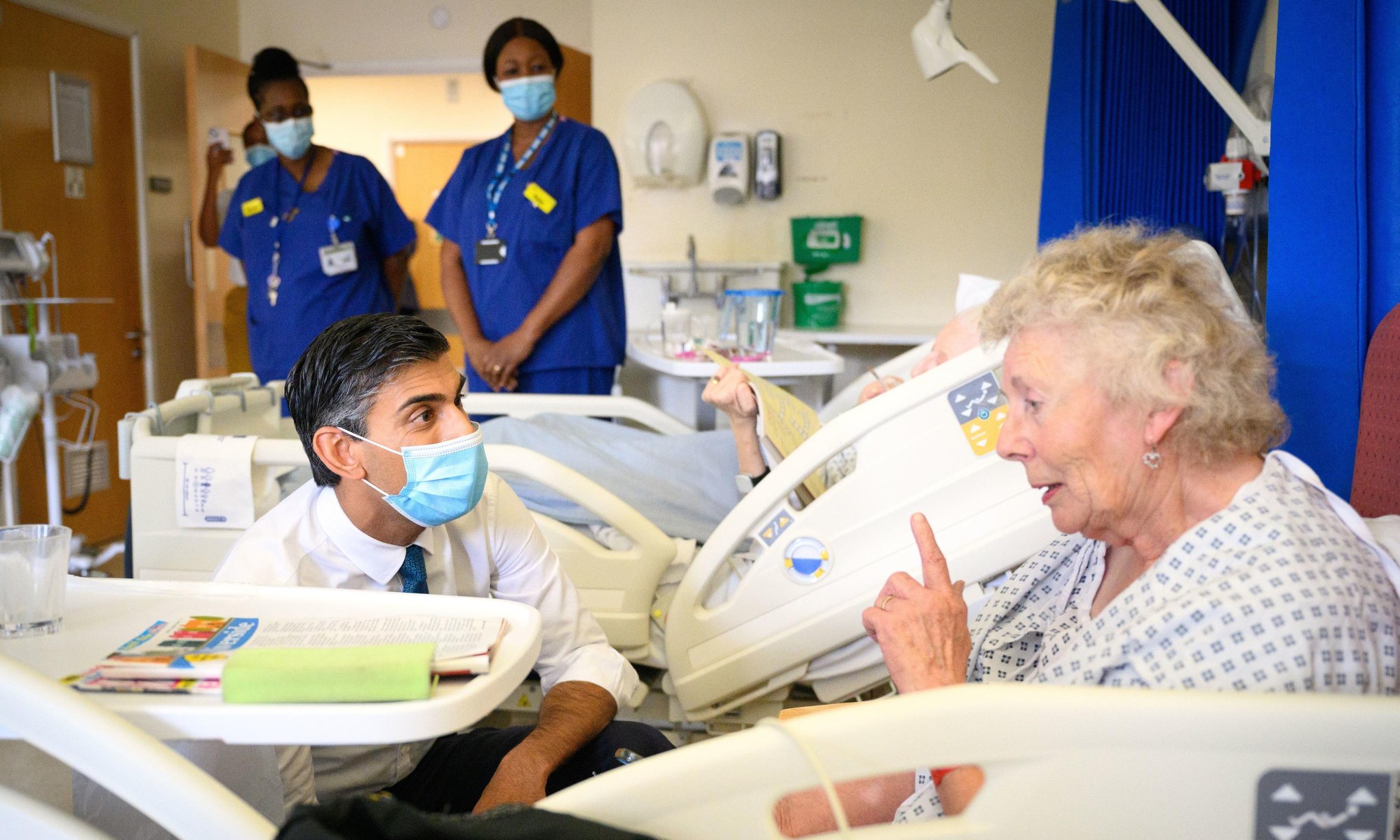 a-patient-in-the-hospital-challenges-rishi-sunak-over-the-nurses