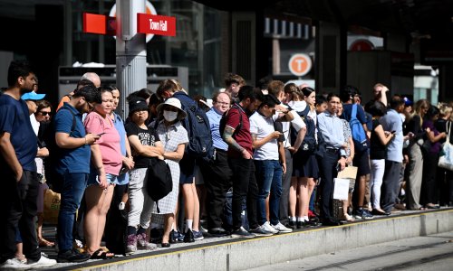 Sydney train commuters to get free transport day after rail network outage causes chaos
