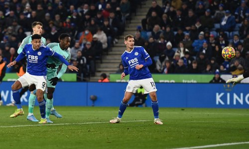 Danny Welbeck earns point for draw specialists Brighton at Leicester