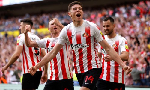 Embleton and Stewart fire Sunderland into Championship with win over Wycombe