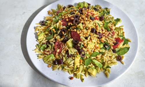 Recipe for warm pasta salad with orzo by Mateo Zielonka