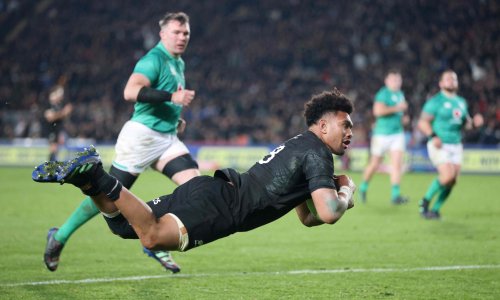 Sexton injury adds to Ireland woes in crushing defeat by New Zealand