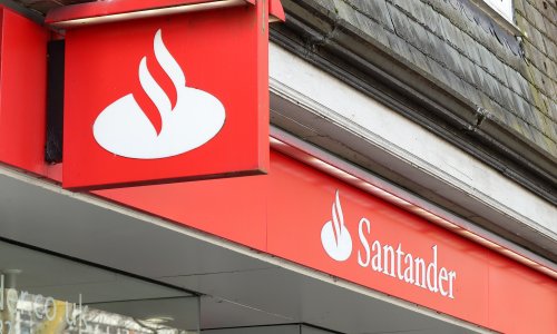 Santander UK fined £108m over anti-money laundering failings