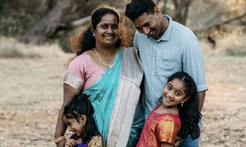 Murugappan family to return to Biloela on bridging visas