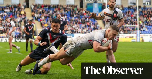 Perfect George Williams sets up England’s 11-try rout of France