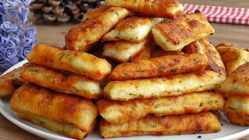 Peynirle Yoğurulan Hamuruyla Çok Lezzetli Oluyor: Kahvaltılık Pişi Tarifi - Gurme Tarif