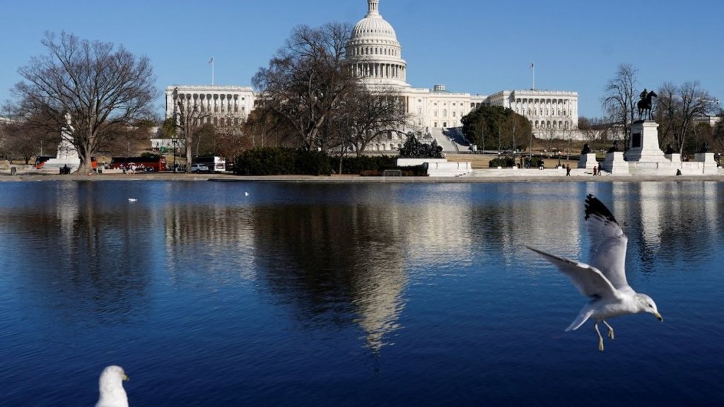 US Politics In 60 Seconds - cover