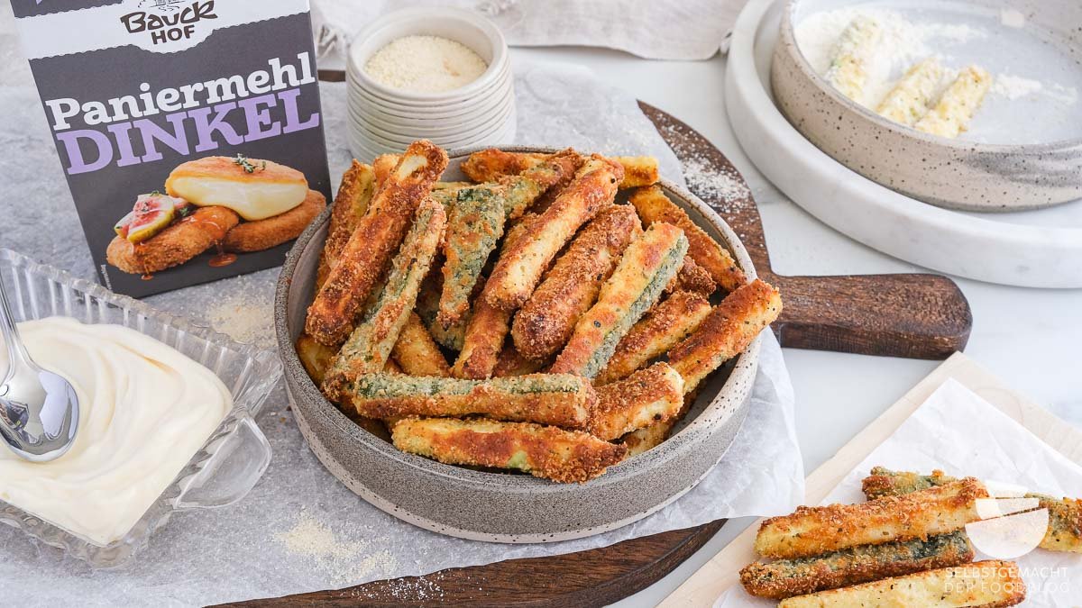 Zucchinipommes (Panierte Zucchini)