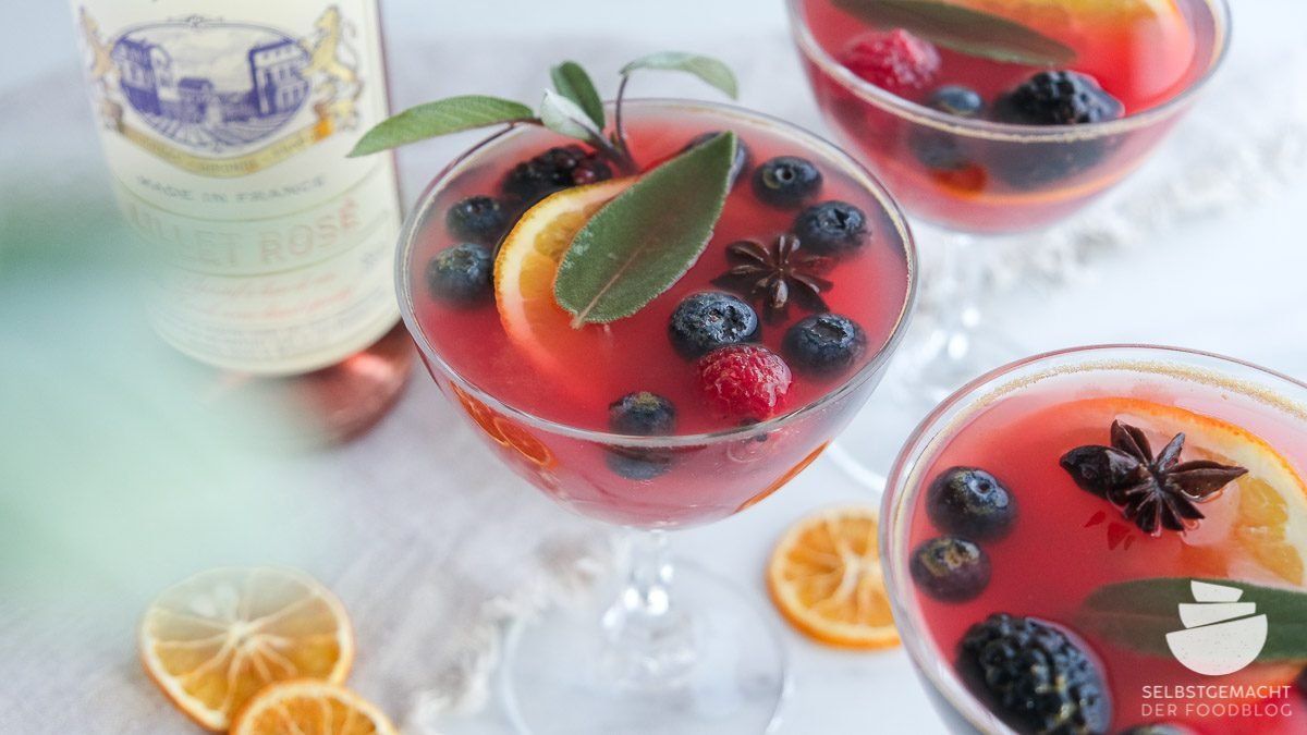 Glühlillet (Hot Lillet)