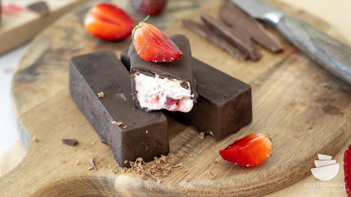 Einfache Eisriegel mit Joghurt (Joghurteis ohne Eismaschine)