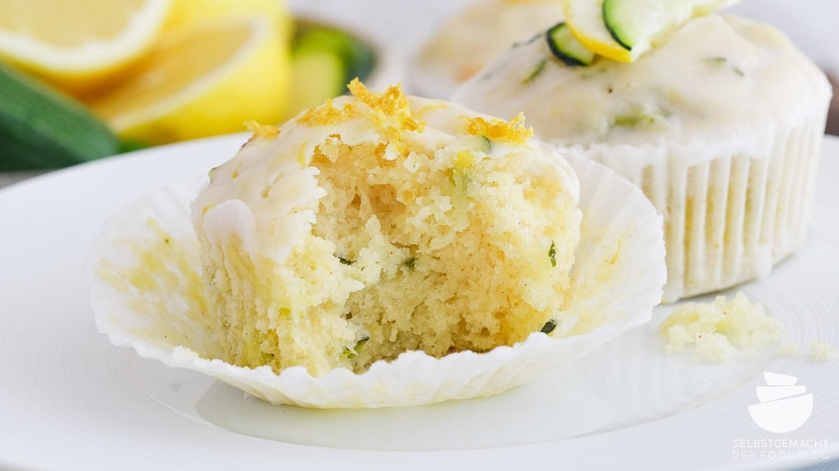 Süße Zucchinimuffins mit Zitrone