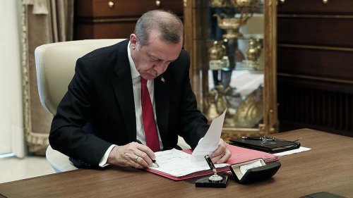 Erdoğan iki hükümlünün cezasını kaldırdı