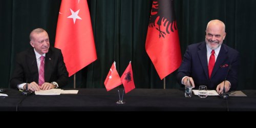 Erdoğan: FETÖ, faaliyet gösterdiği her ülkeye tehdit oluşturuyor
