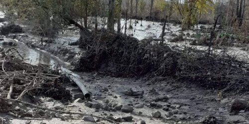 Giresun'da baraj çöktü: 4 bin 500 ton kimyasal atık yayılmış