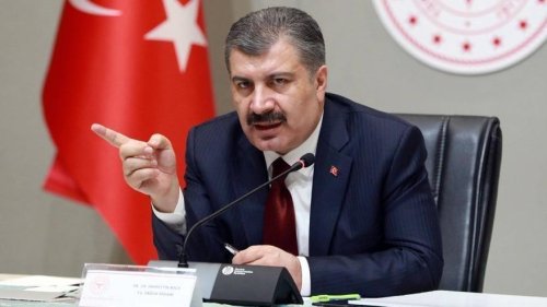 AKP'li vekilden Bakan Koca'ya eleştiri: İyi yönetilemediğini görüyorum, 2 yıldır bakanımıza anlatmaya çalışıyorum