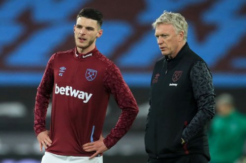 West Ham fans are petrified by Declan Rice injury rumour ahead of Wolves clash but is there a simple explanation? - Hammers News