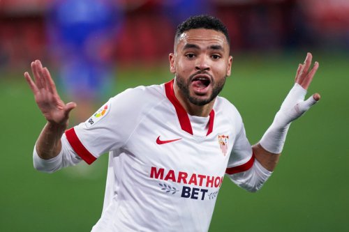 Serious questions at West Ham if Moyes target signs for Brighton