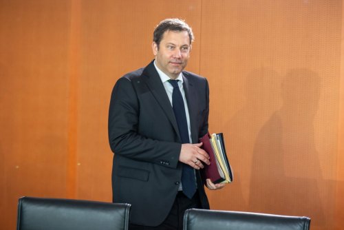 Klingbeil wirbt für Zusammenarbeit mit den USA