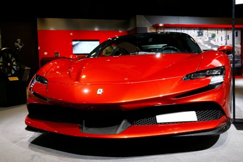 Ferrari-Aktie: Turbo fürs Depot? Analysten sind sich uneins