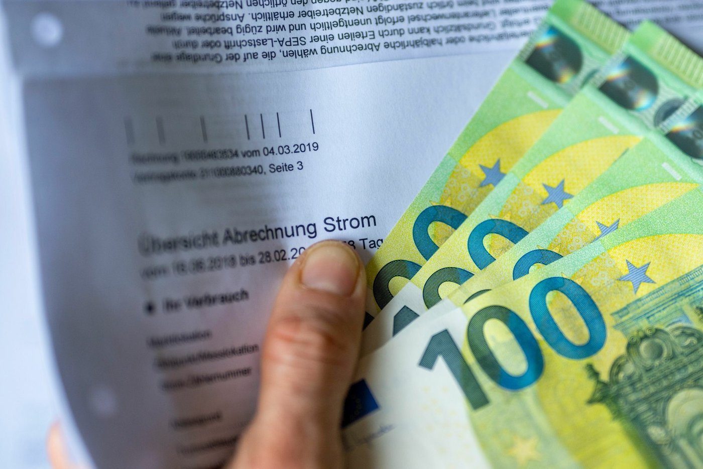 Zehn effektive Tipps, die deutlich Strom sparen