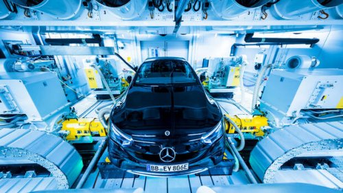 VW und Mercedes schwenken bei Software um – Zu großer Aufwand, zu wenig Know-how, zu hohe Kosten  
