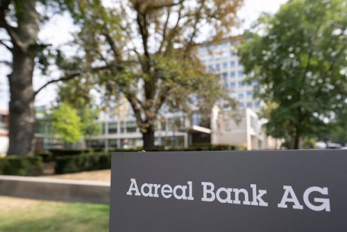 Immobilienfinanzierer: Aareal Bank heuert wohl Banker für Aareon-Verkauf an