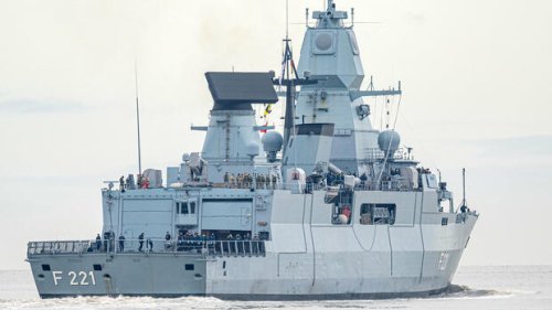 Nahost: Fregatte „Hessen“ wehrt Angriff auf Schlepperverband im Roten Meer ab