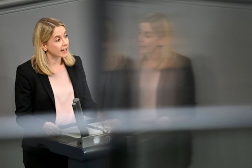 Politik mit „Brechstange“ – Das plant die neue Bauministerin