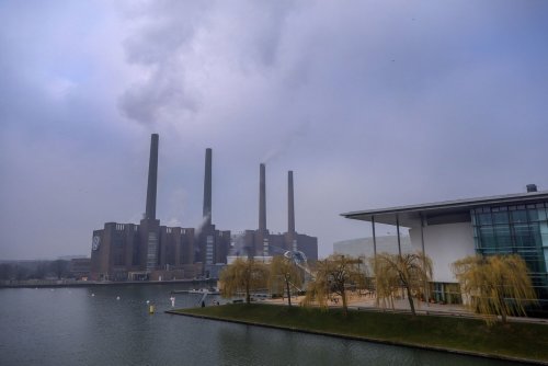 Familienstämme prüfen laut Bericht Teilverkauf ihrer VW-Aktien