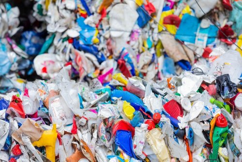 Plastikmüll: So sehr setzt das EU-Plastikgesetz Lebensmittelkonzerne unter Druck