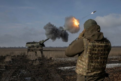 Rüstungsindustrie: Wie die Ukraine die benötigte Artilleriemunition bekommt