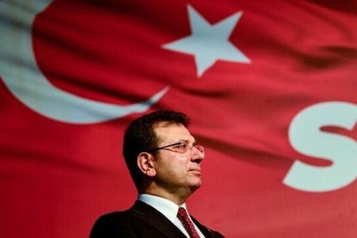 Polizei nimmt Erdogan-Rivalen fest