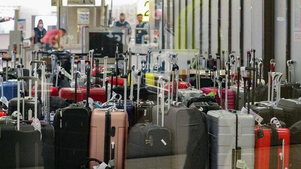 „Ein Reisebericht des Grauens“: Chaos in der Luftfahrt zermürbt die Passagiere