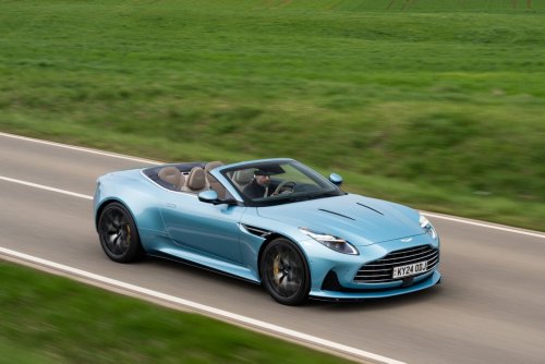 DB12 Cabrio: So fordert Aston Martin selbst Ferrari heraus