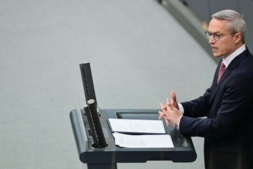 Wildberger stellt die Pläne seines neu gegründeten Ministeriums vor