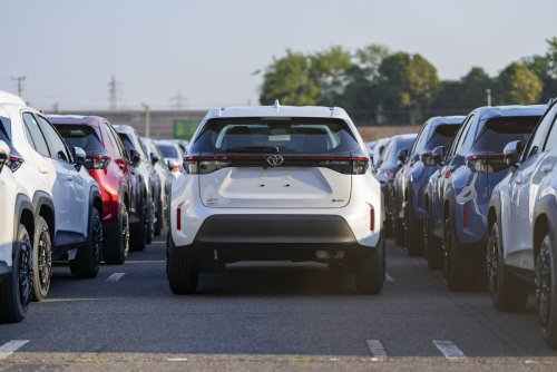 Toyota erwartet Gewinneinbruch – Heidelberg Materials überrascht